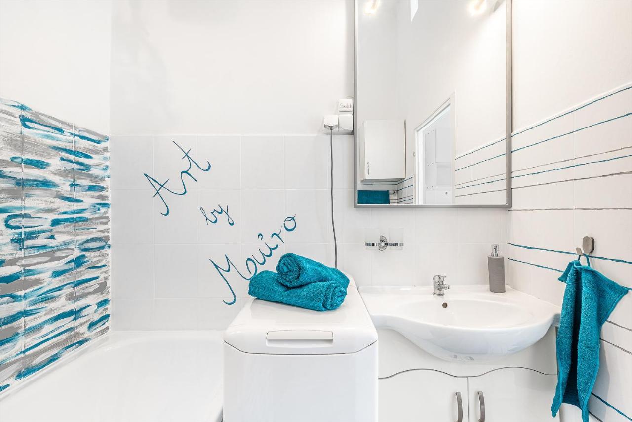 Sunny Dots Apartment - Free Parking! Budapeste Exterior foto