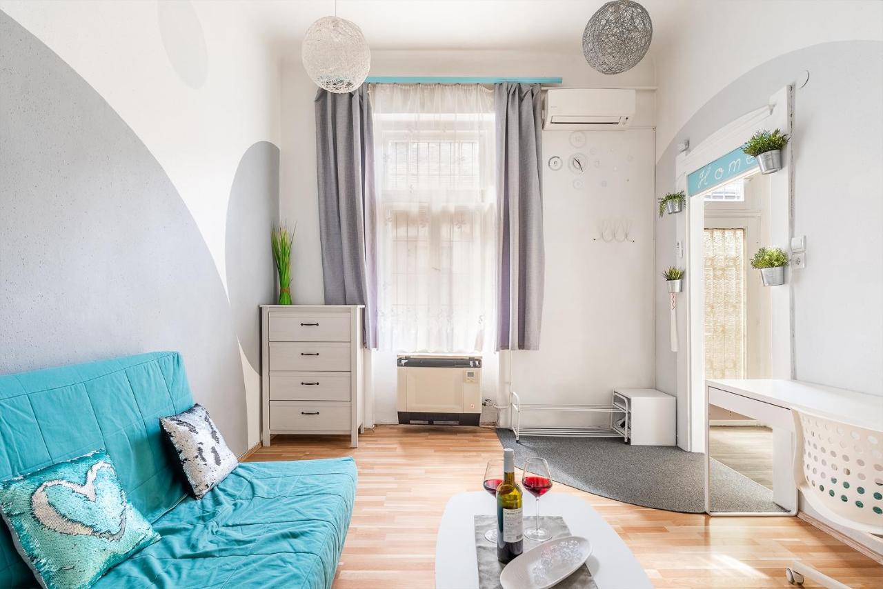 Sunny Dots Apartment - Free Parking! Budapeste Exterior foto
